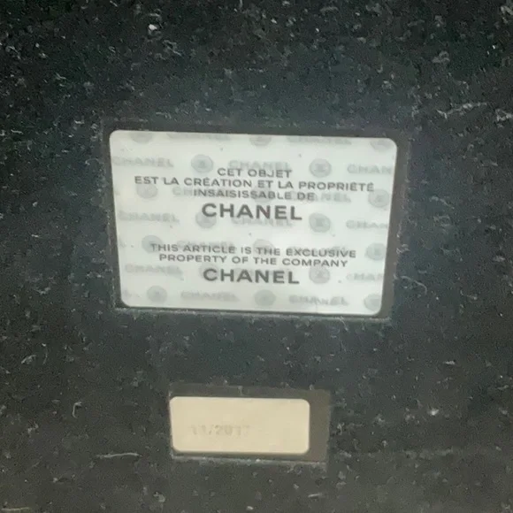 CHANEL Clear and Black Makeup Organizer Store Display from 2017 - Picture 4 of 12